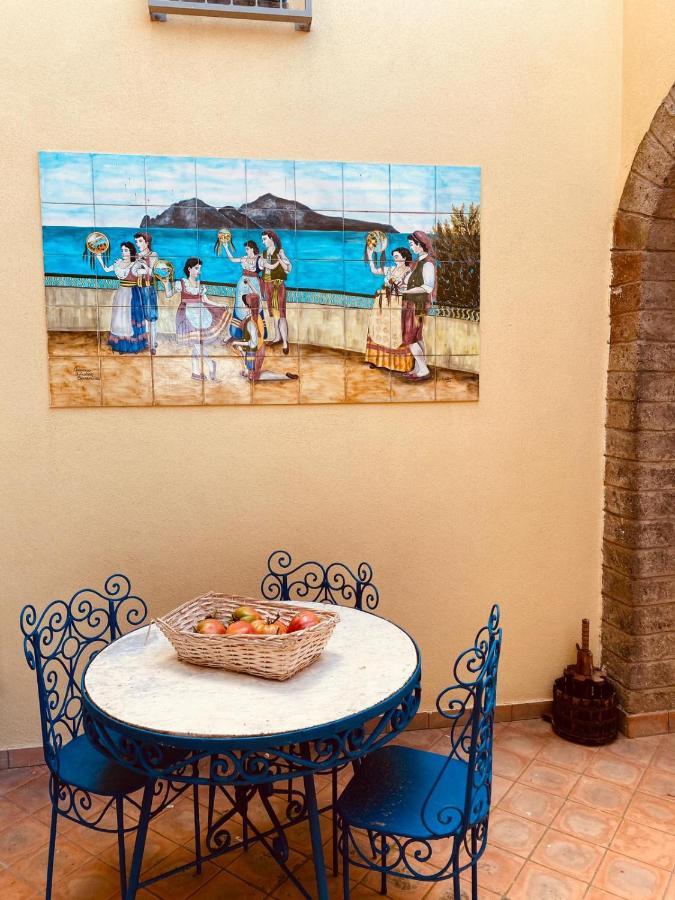Resort Ferrara Villa Multa Quies マッサ・ルブレンセ エクステリア 写真