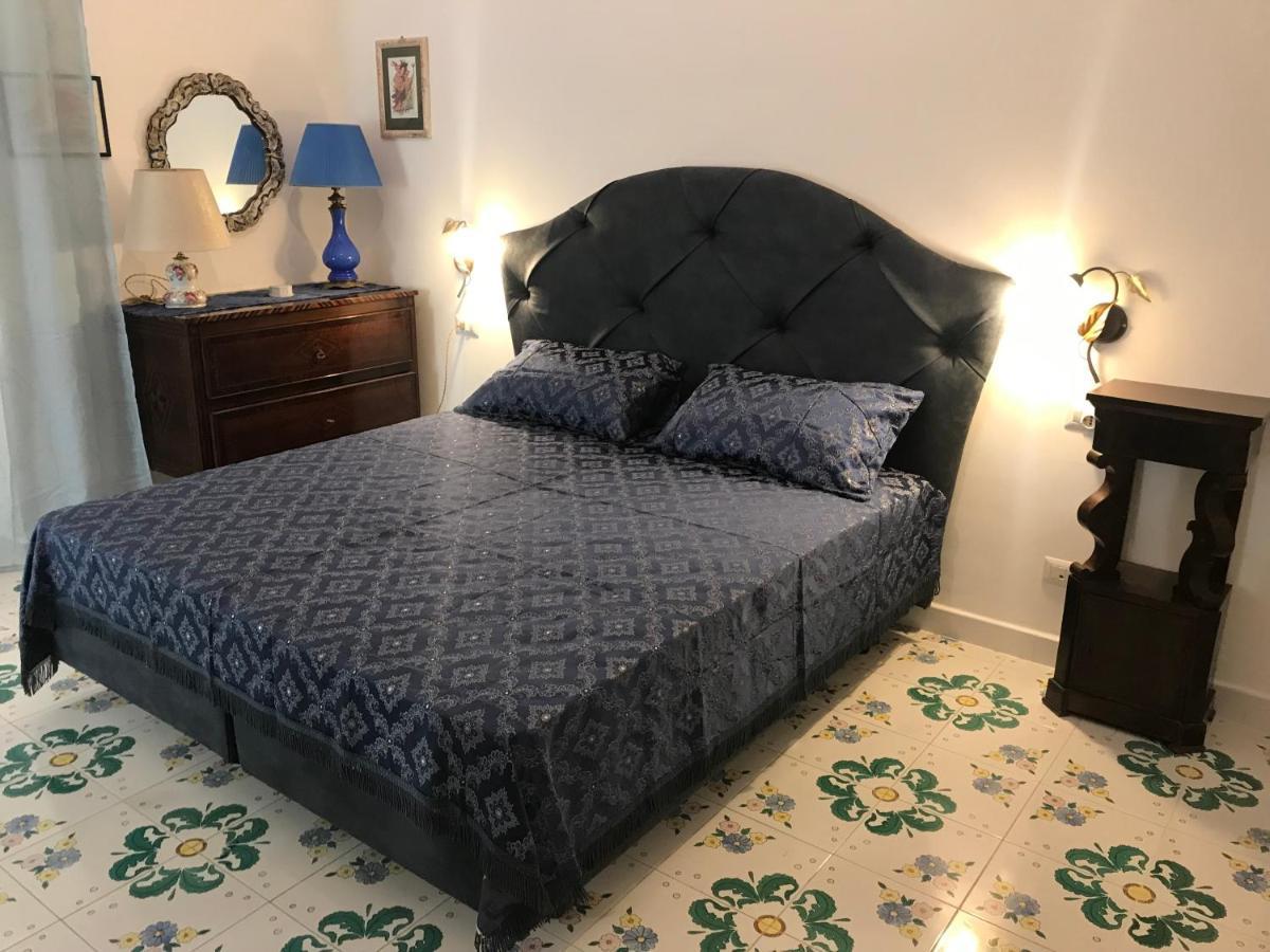 Resort Ferrara Villa Multa Quies マッサ・ルブレンセ エクステリア 写真
