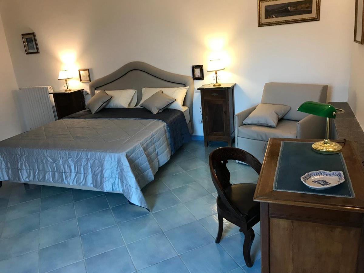 Resort Ferrara Villa Multa Quies マッサ・ルブレンセ エクステリア 写真